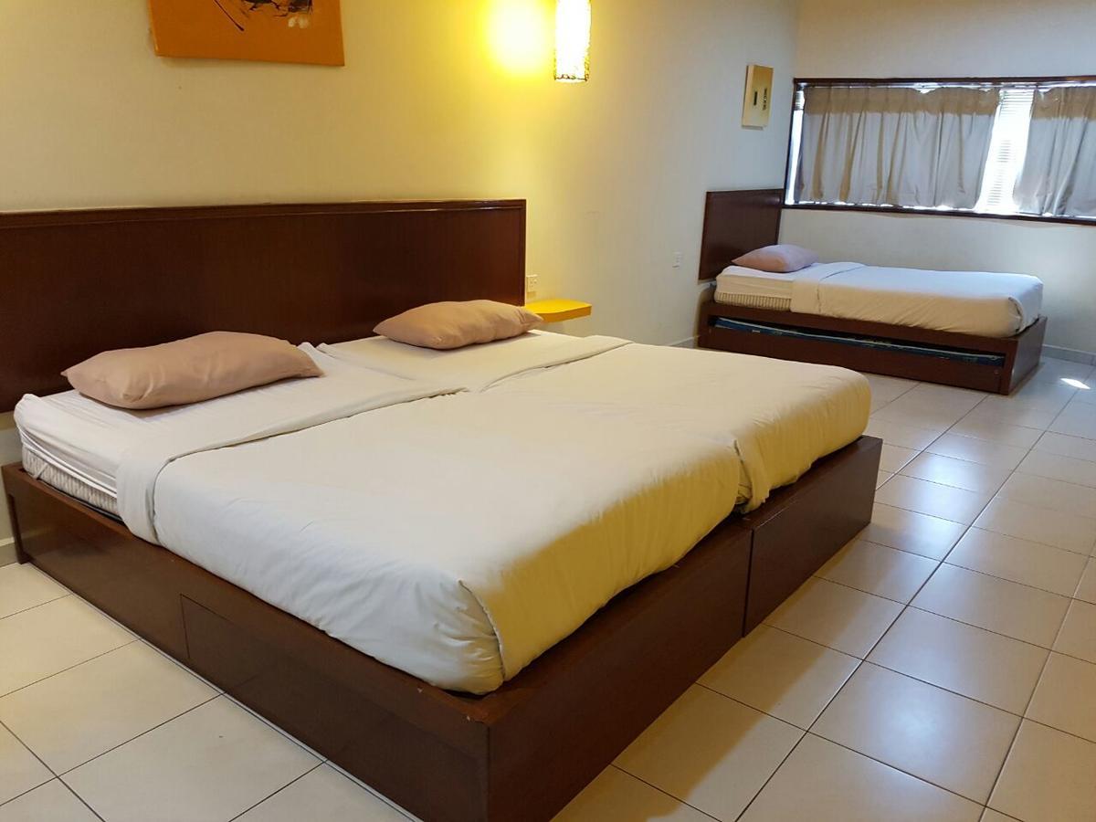 Newbridge Hotel Malacca Exterior photo