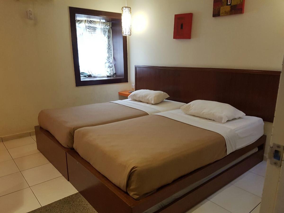 Newbridge Hotel Malacca Exterior photo