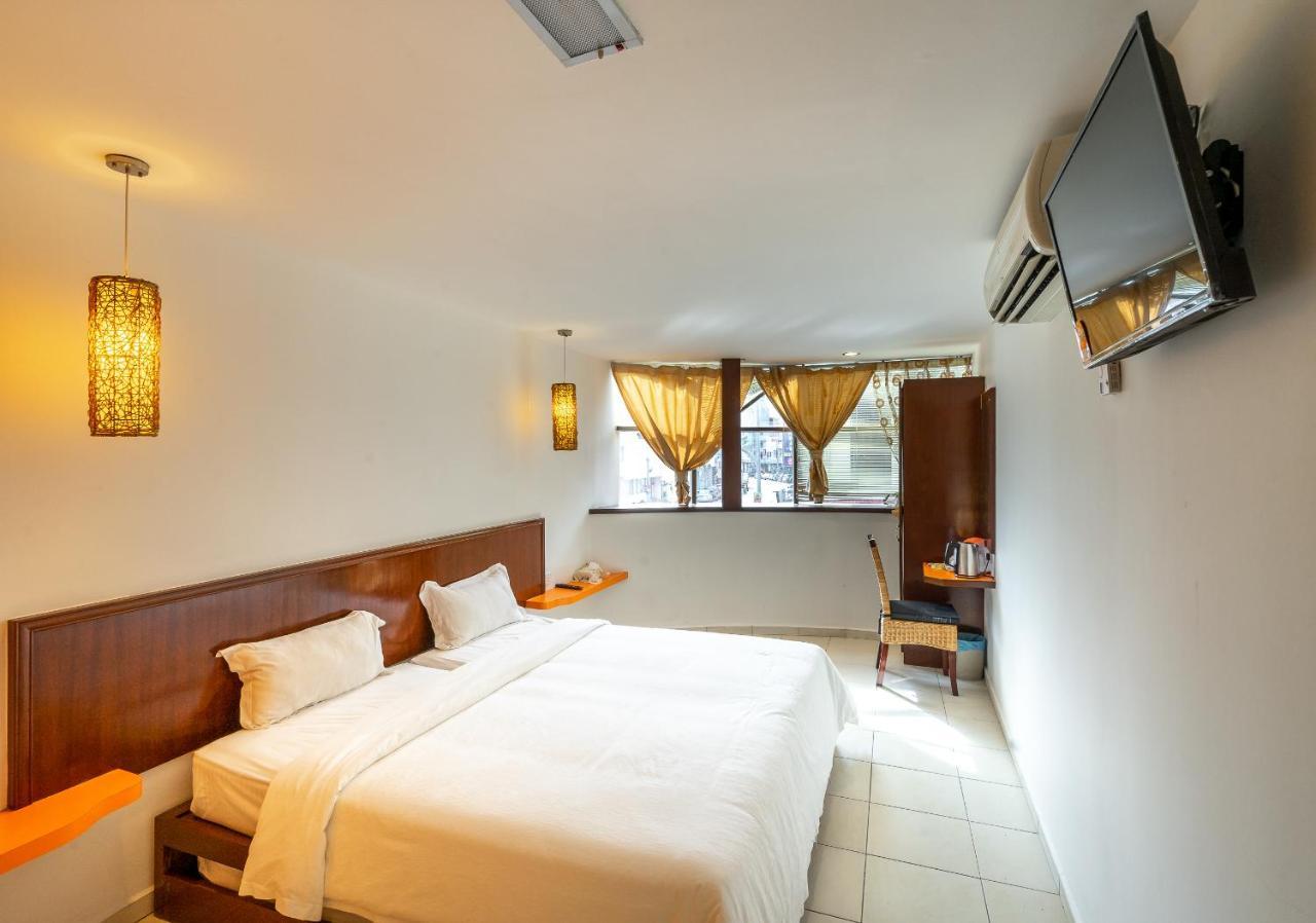 Newbridge Hotel Malacca Exterior photo